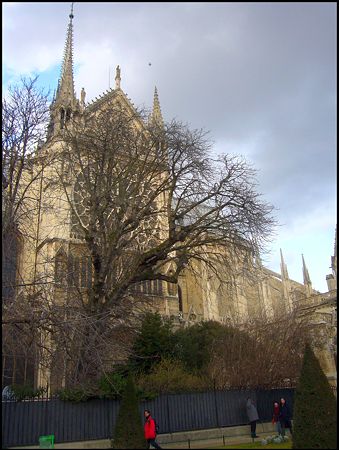 P1890772