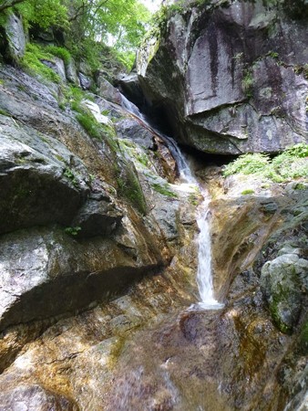 ザンザ洞 F3 大岩の滝