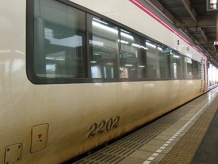 汚い2202F