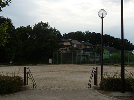 七つ池公園野球場