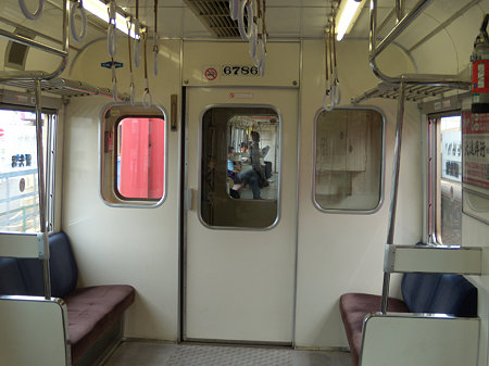 6756F中間運転台客室側