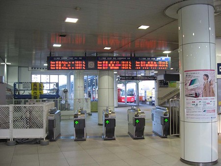 岐阜駅各務原線側改札