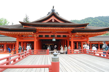 厳島神社　高舞台