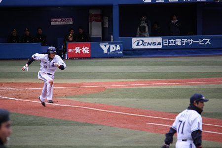 藤田一也 ライト線二塁打