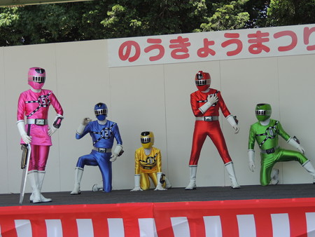 トッキュウジャー全員集合!