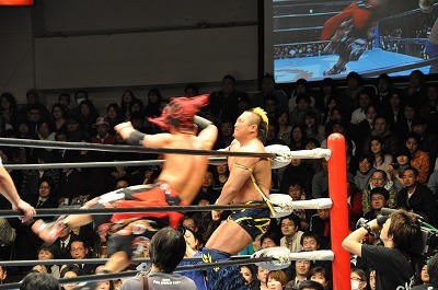 090206_YASSHI_elbow03