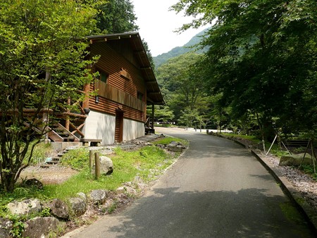 大棚の滝キャンプ場