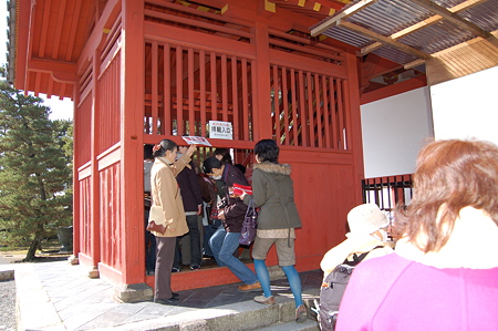 妙心寺三門入り口