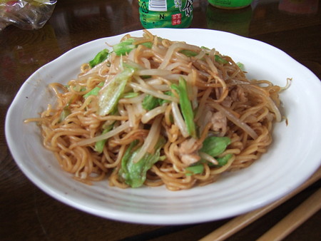 01昼の焼きそば