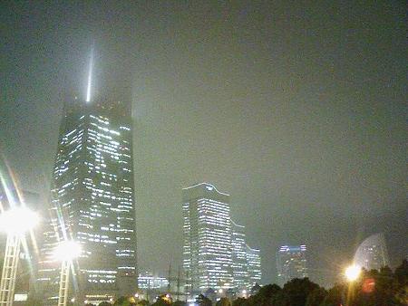 090225-ランドマークタワー 夜