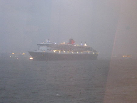 090306-QM2 夕 Dig (1)