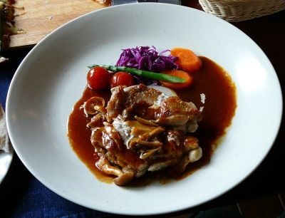 赤城地鶏のグリルチキンデミソース