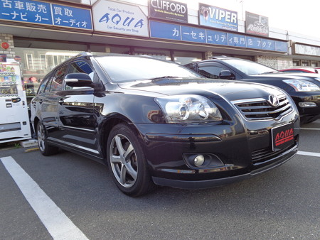 アベンシス　ＬＥＤ打ち替え