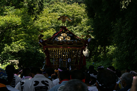 御神輿渡り明月院前0720tb