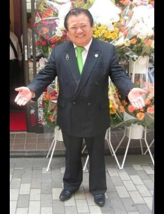 以上です、編集長(⌒0⌒)／「今年もよろしく！」